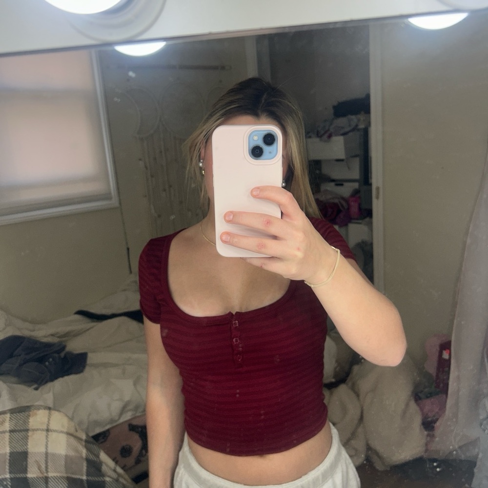 Women's Red Ribbed Top